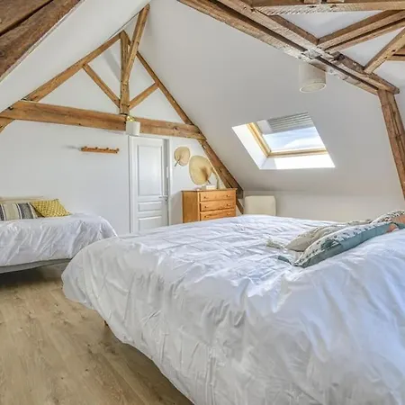 De L'etoile, Maison Renovee A 18min Du Puydufou Holiday home