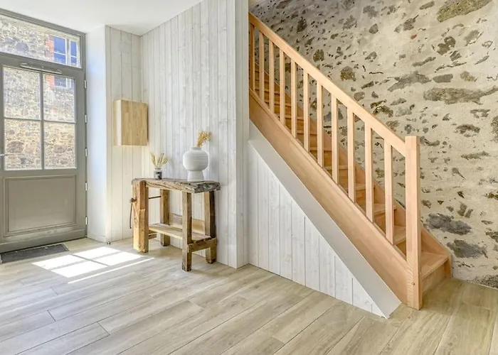 De L'etoile, Maison Renovee A 18min Du Puydufou